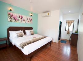 Yoghurt Home 3, hotel with parking in Haad Rin