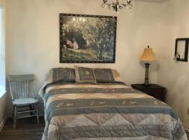 Perfect Country-Side Get-Away, hotel with parking in Boerne