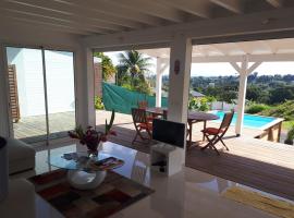 EVASION CARAÏBES, hotel v destinaci Roussel
