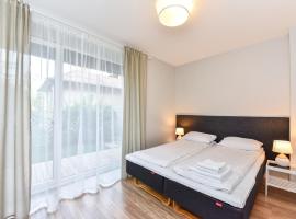 Liepų apartamentai, viešbutis mieste Palanga