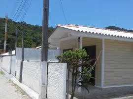 Linda casa, hotel en Florian&oacute;polis