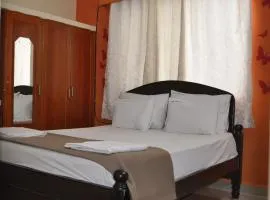 Nayath Serviced Apartments, Homely Stay for Families since 2011 Close to Bus, Railway Stations, Near to Reliance Mart, Srinivasam complex and many Restaurants Fully Furnished Kitchen Pet Friendly