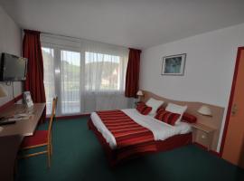 Le Relais De La Vallee, hotel a Hyèvre-Paroisse