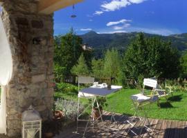 Villa Monica, bed and breakfast en Brentonico