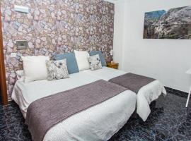 Hostal Caminito del Rey, hotel v destinaci Alora