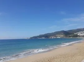 Sesimbra California Beach Apartment