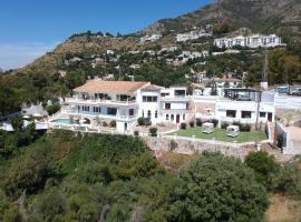 Mijas Residence، فندق في ميخاس