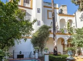 Villa Elvira, exclusive Pool and Gardens in the heart of Sevilla