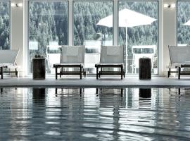 Stern B&B & Suite Apartments, hotel v destinaci Nova Levante