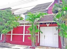 3BR Thai Style Home, golfihotell Pattaya Southis