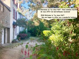 "Le Vieux Nid", pet-friendly hotel in Carolles