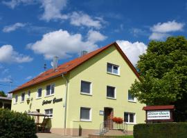 Grüner Baum, bed and breakfast en Langenau