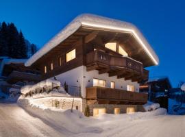 Villa Mountainview - Kirchberg bei Kitzbühel, Sauna, Kamin, nicht weit zu den Skiliften, hotel v destinácii Kirchberg in Tirol