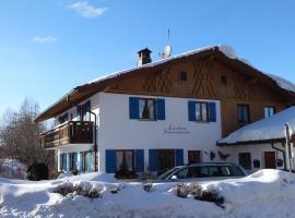 Ländliche Ferienwohnung, Bad Bayersoien, hotel a Bayersoien
