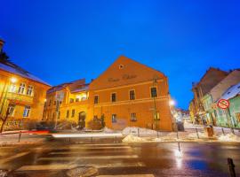 HOTEL BOUTIQUE CASA CHITIC -HOTEL AND RESTAURANT Str Johann Gott nr7, hotel v destinaci Brašov