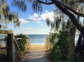 20 Steps to the Sand!, hotel cerca de Mooloolaba Marina, Mooloolaba