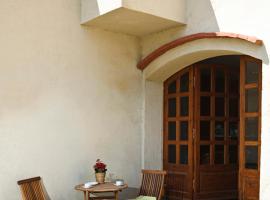 Can Gusó, фермерский дом в городе Кастельон-де-Ампуриас