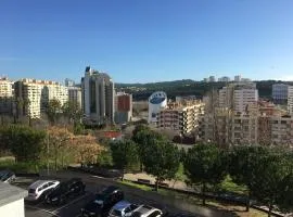 Apartamento novo muito confortável com vista Rio