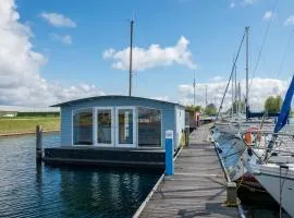 Waterlodge