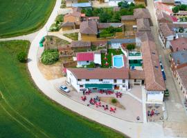 albergue camino real