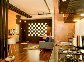 Eden Studio Apartments - 1, holiday rental in Colombo