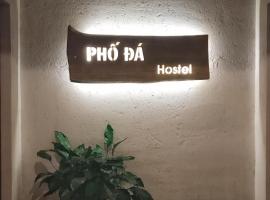 Phố Đá Hotel, hotel v destinácii Lagi