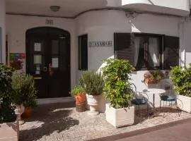 Guest House Dianamar、アルブフェイラのビーチ周辺のバケーションレンタル