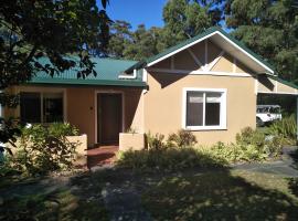 Crystal Springs Holiday Accommodation, Cottage in Walpole