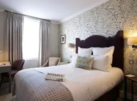 54 Queen's Gate Hotel