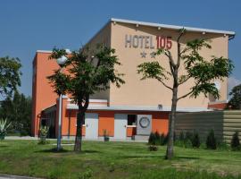 Hotel 105, hotel 