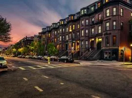 Beautiful 2Bedroom in the South End Boston - Ground Level Unit