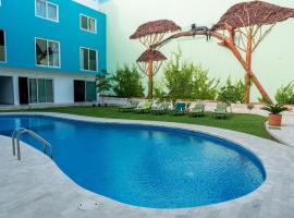 Hotel Playa Encantada, hotell i Playa del Carmen