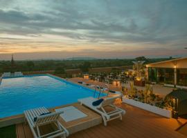 Sunset Palace View Suites, hotel em Mandalay