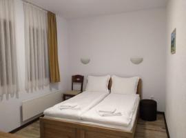 Guesthouse White Margarit – hotel w mieście Melnik