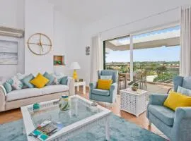 Superb, relaxing and tranquil 3 bed Apartment in Central Algarve