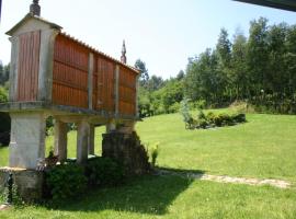 Casa rural A Mimoseira, hotel v destinaci A Estrada