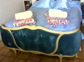 Chambre de la baronne de Rochegrosse