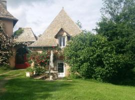 Le Four à Pain, holiday home in Leynhac