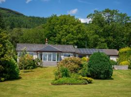 Shore House, holiday home in Tarbet