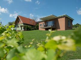 Ferienhäuser im Weingarten, casă de vacanță din Fehring