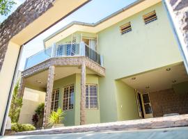 POUSADA DONA DORA 2, hotel in Piuí