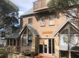 Square Bear, hôtel à Dinner Plain