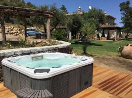 Il Giardino di Daniela Apartments، فندق في سان تيودورو