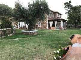 Il Giardino di Daniela Apartments, Hotel in San Teodoro