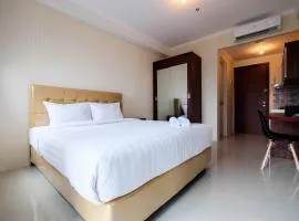 Simple Studio Signature Park Grande Apartment near MT Haryono By Travelio