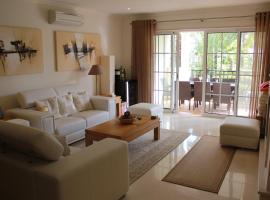 Apartment D3, Palmyra, golfhotelli Quarteirassa