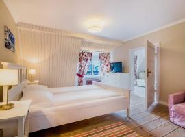 Apartamenty Portowe, hotel i Mikołajki