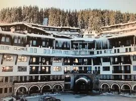 Grand Monastery Apart-Hotel