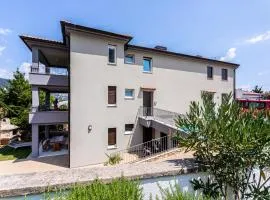 Apartments Vugrinec with Terrace