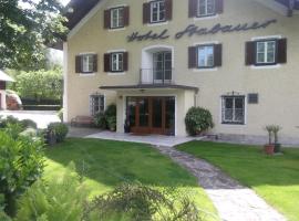Hotel - Garni Stabauer, casa de hóspedes em Mondsee